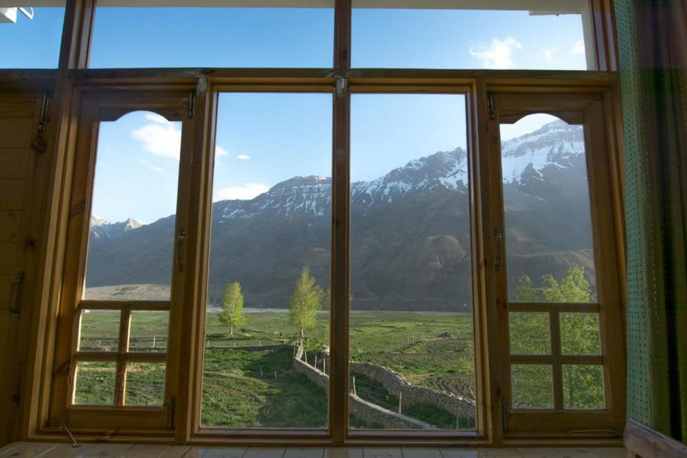 Hotel The Alpinist Cafe And Retreat Kaza Zewnętrze zdjęcie