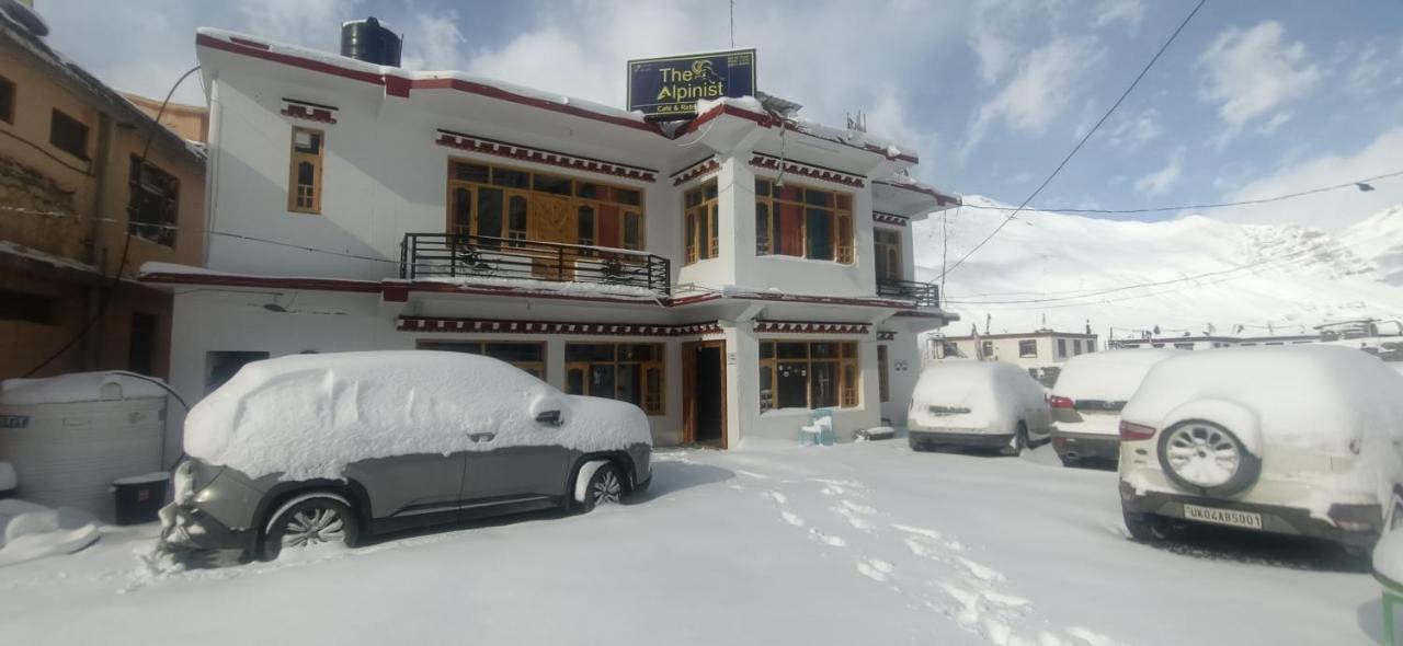 Hotel The Alpinist Cafe And Retreat Kaza Zewnętrze zdjęcie