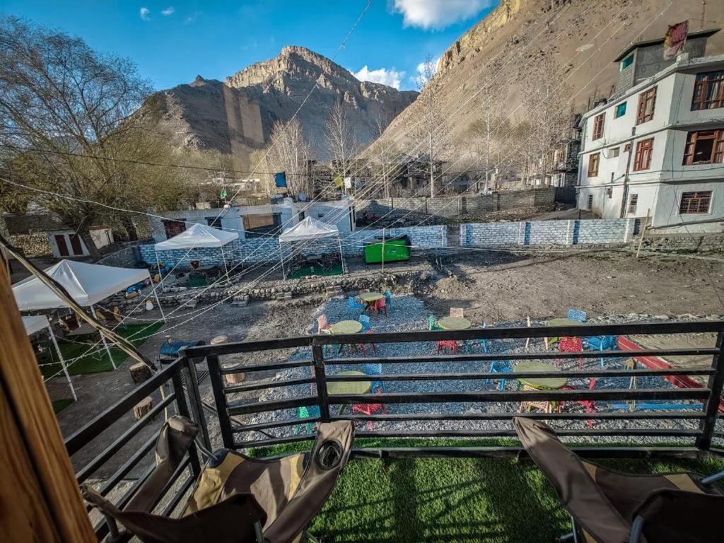 Hotel The Alpinist Cafe And Retreat Kaza Zewnętrze zdjęcie