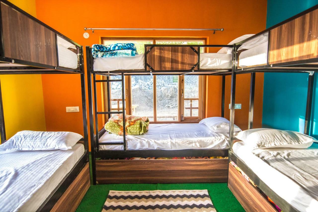 Hotel The Alpinist Cafe And Retreat Kaza Zewnętrze zdjęcie