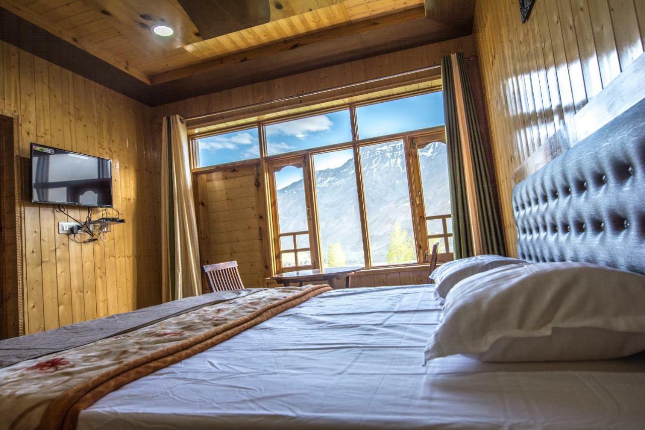 Hotel The Alpinist Cafe And Retreat Kaza Zewnętrze zdjęcie