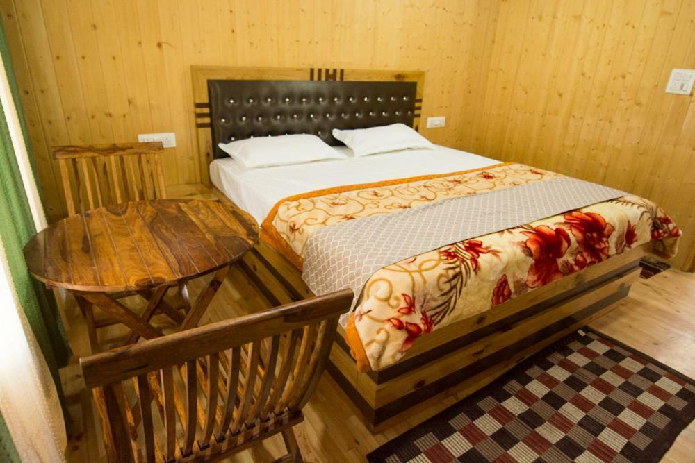 Hotel The Alpinist Cafe And Retreat Kaza Zewnętrze zdjęcie