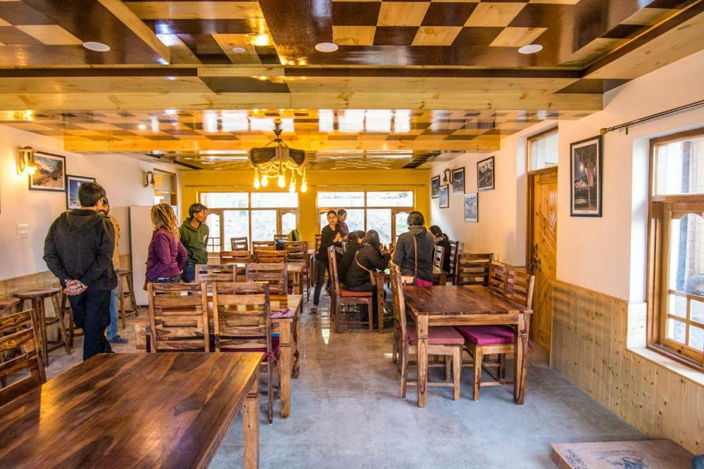Hotel The Alpinist Cafe And Retreat Kaza Zewnętrze zdjęcie